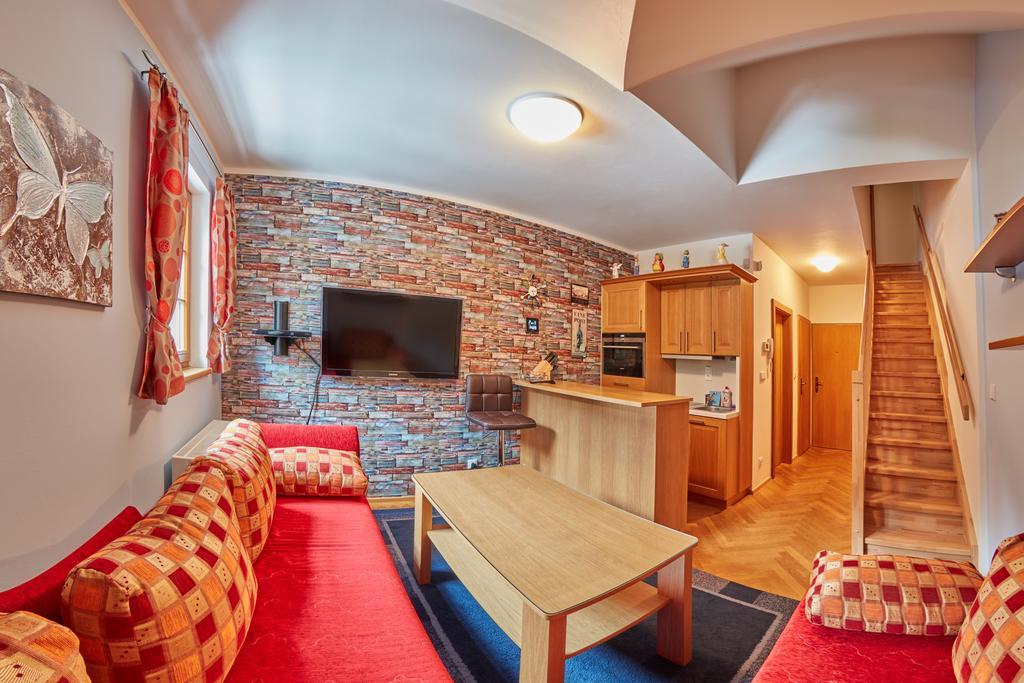 Apartman U Vleku Javor Praiano Oda fotoğraf